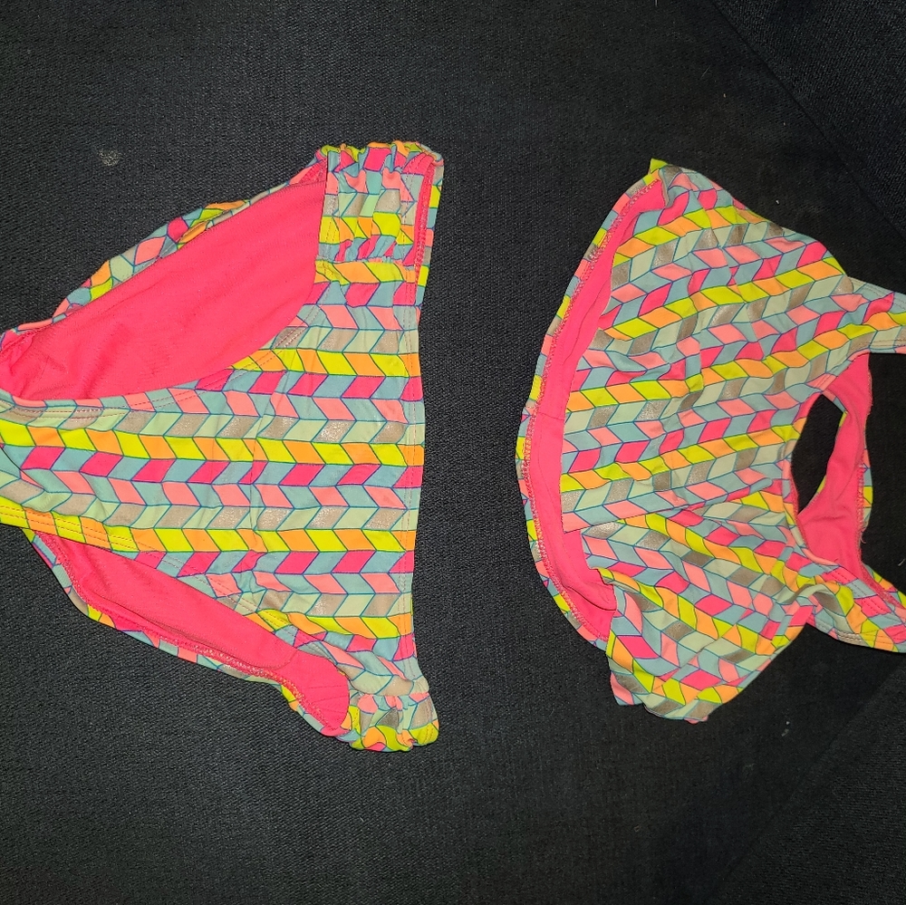 Girls 2 piece swim suit